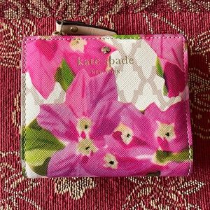 Kate spade floral wallet